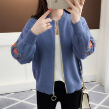 Load image into Gallery viewer, of new fund of 2019 autumn outfit embroidered with a han edition zipper sweater knit cardigan loose women's female